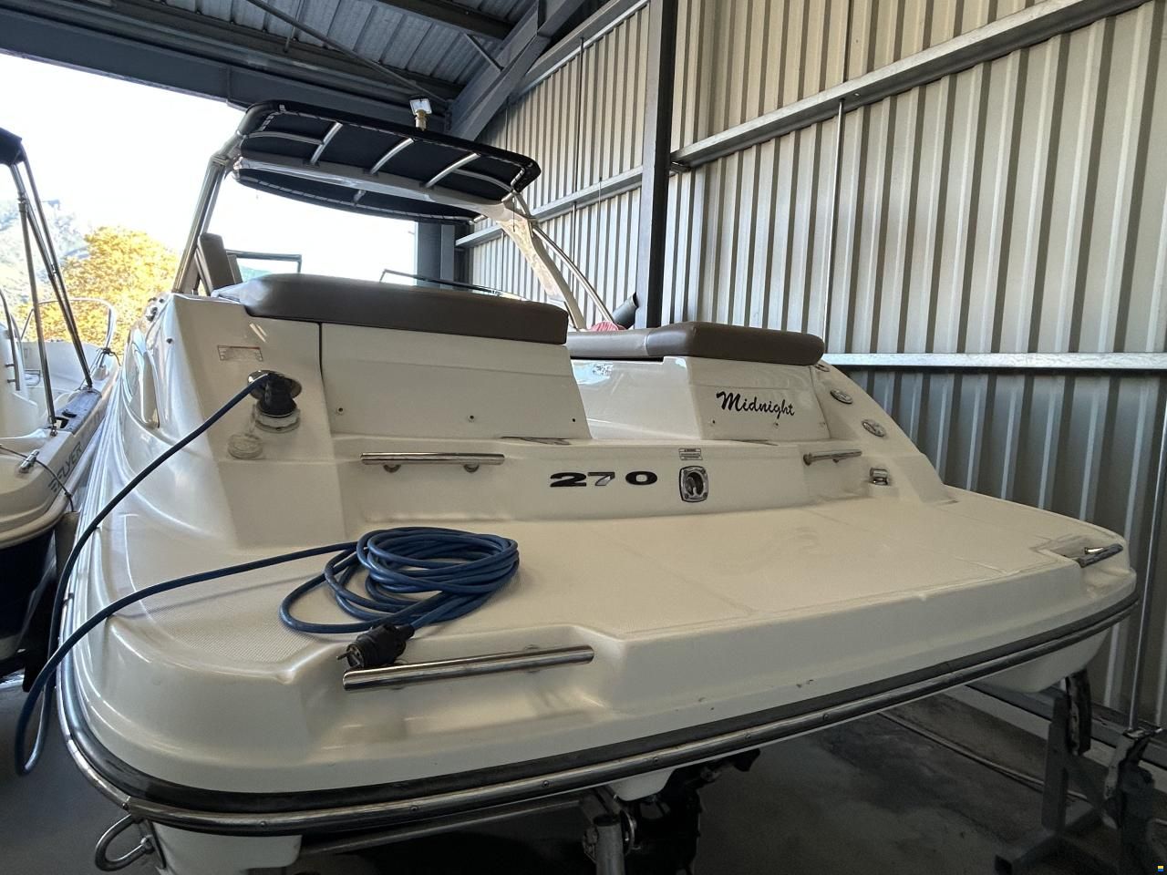 Sea Ray 270 SLX