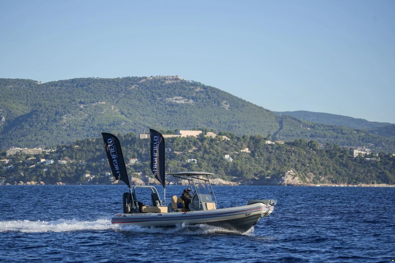 Highfield SPORT 700 MEDITERANNEE