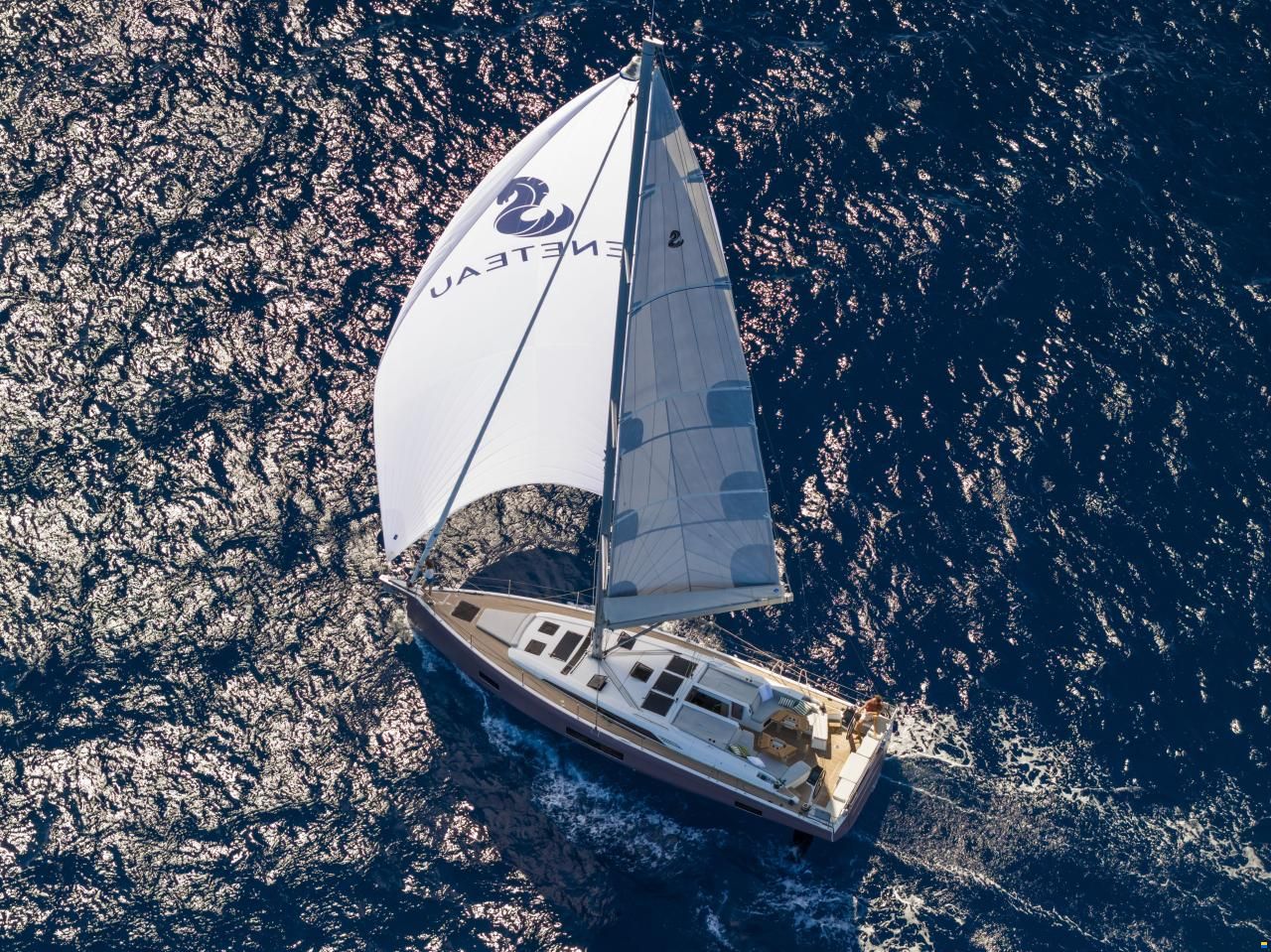 Beneteau Oceanis 52