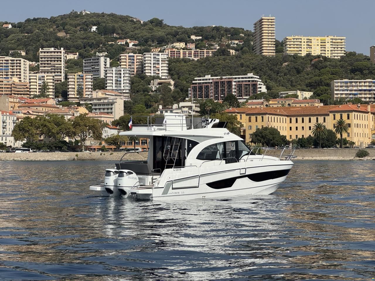Beneteau Antares 11 Fly