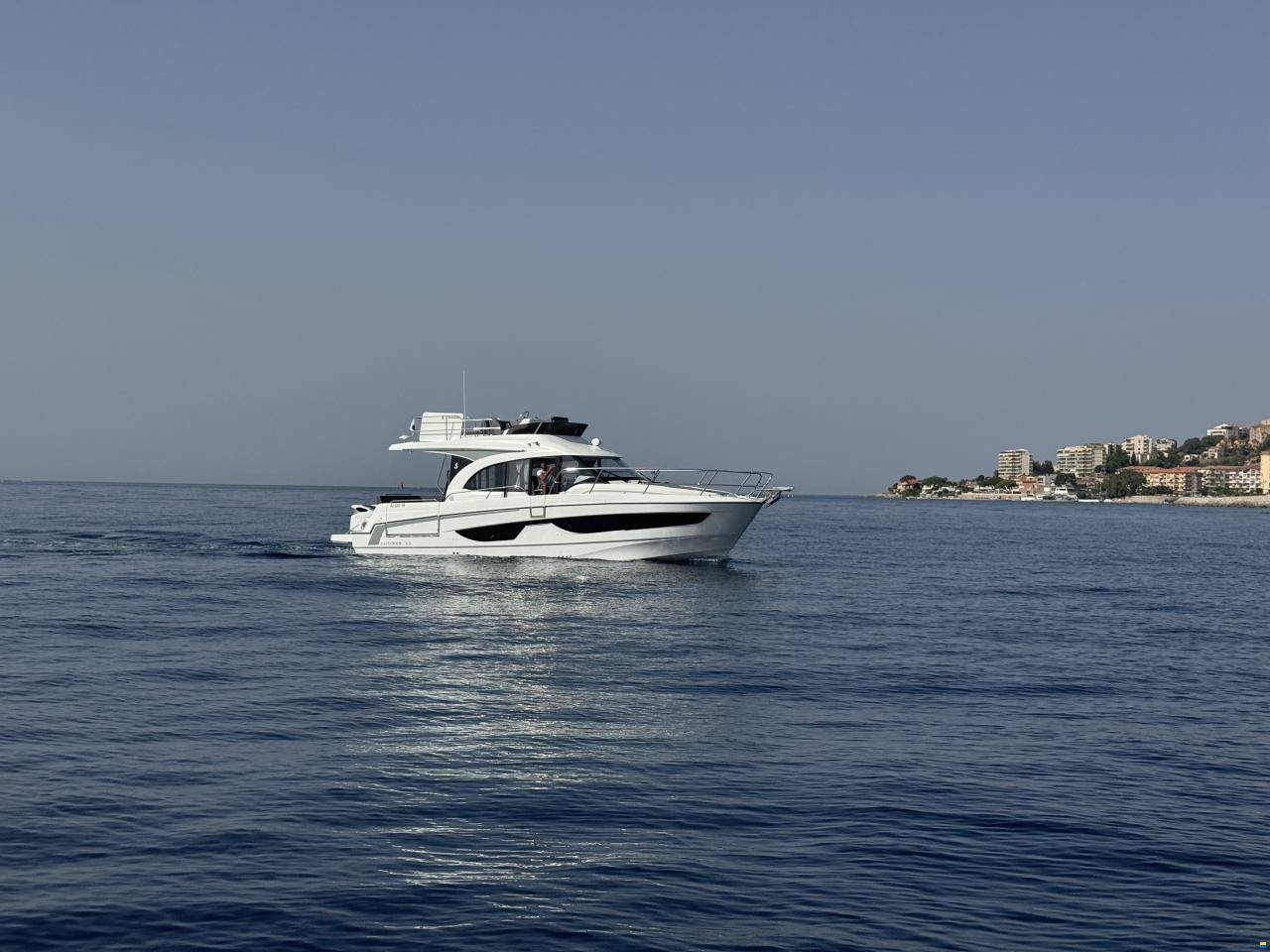 Beneteau Antares 11 Fly