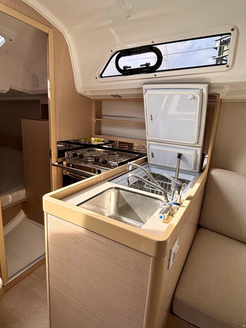 Beneteau Oceanis 30.1