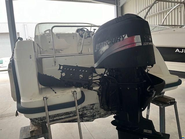 Beneteau Flyer 5.7 cab