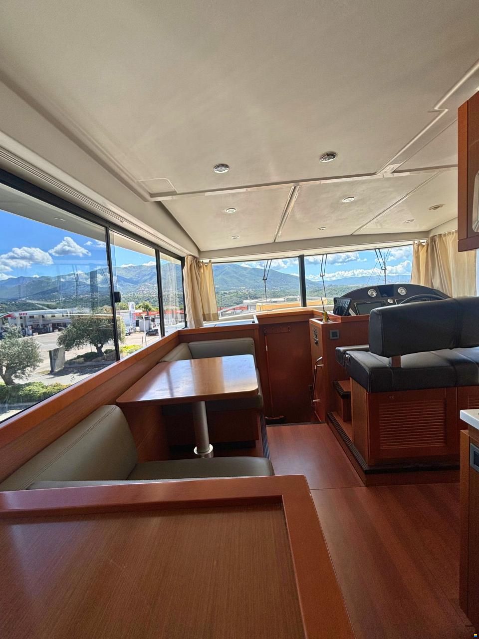 Beneteau Swift Trawler 50