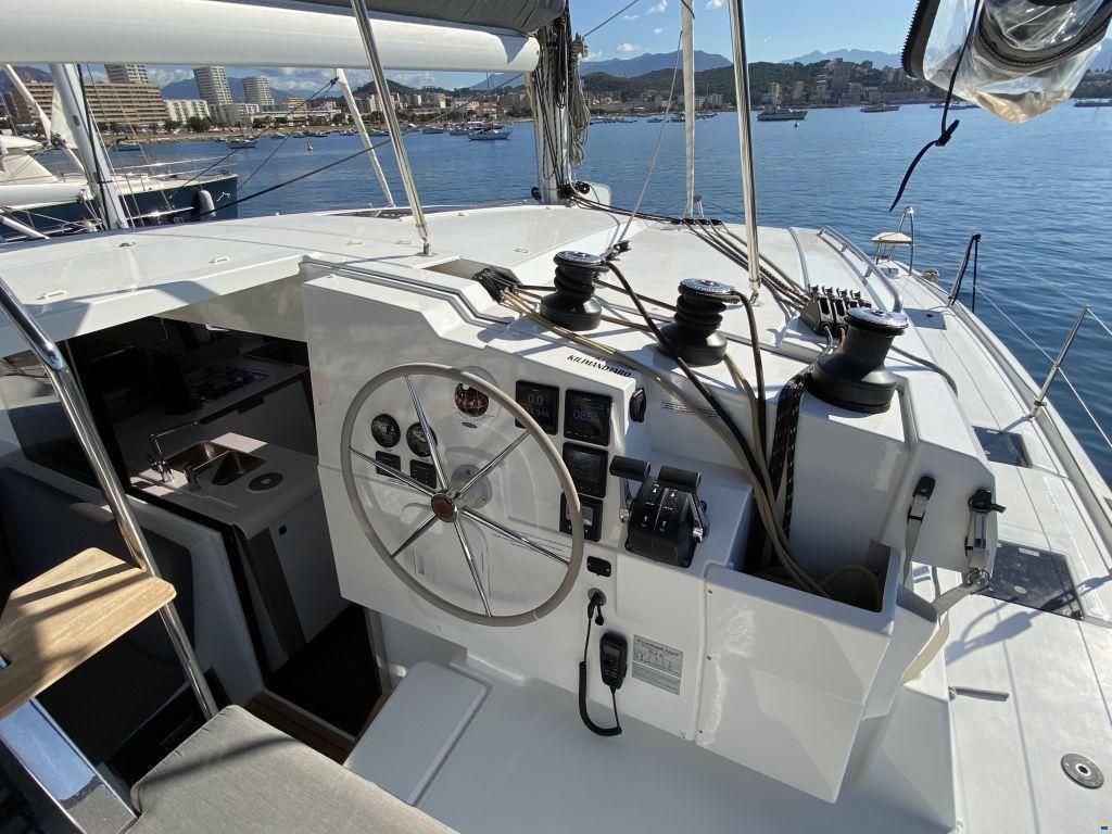 Fountaine Pajot Isla 40