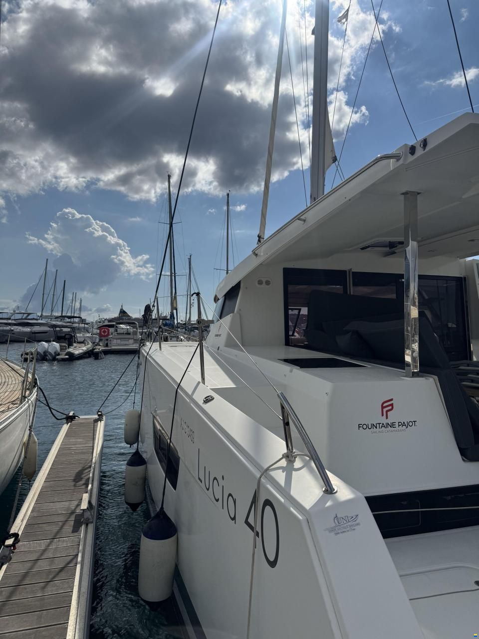 Fountaine Pajot Lucia 40