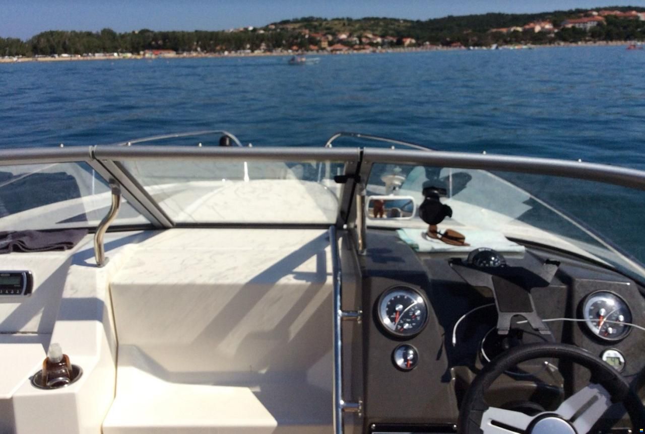 Bayliner 642