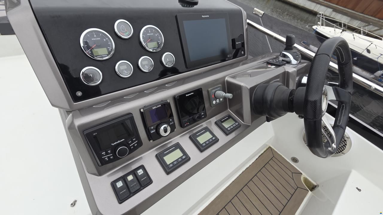 Galeon 420 FLY