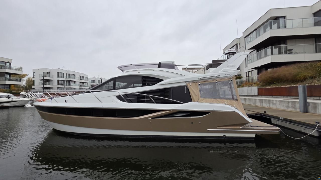 Galeon 420 FLY