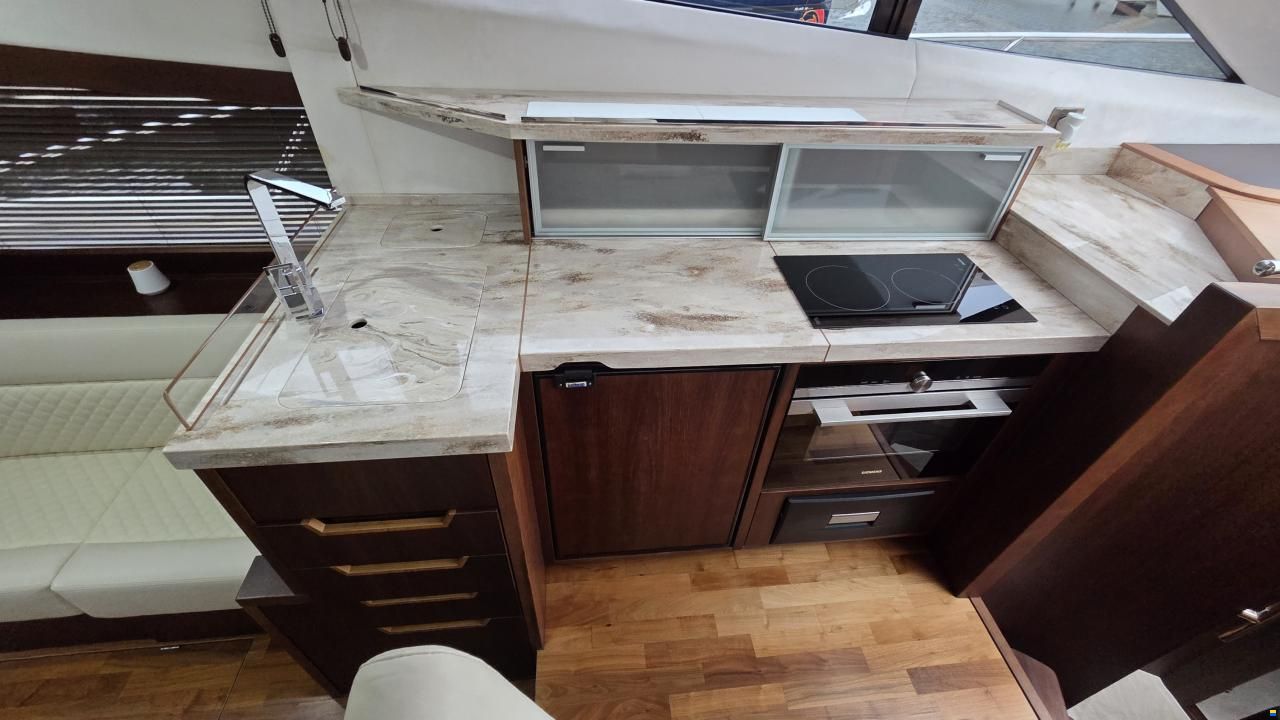 Galeon 420 FLY