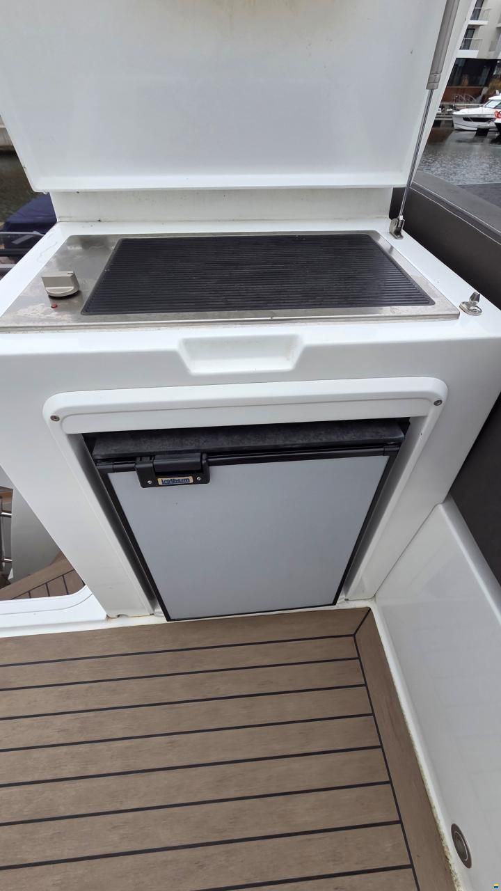 Galeon 420 FLY