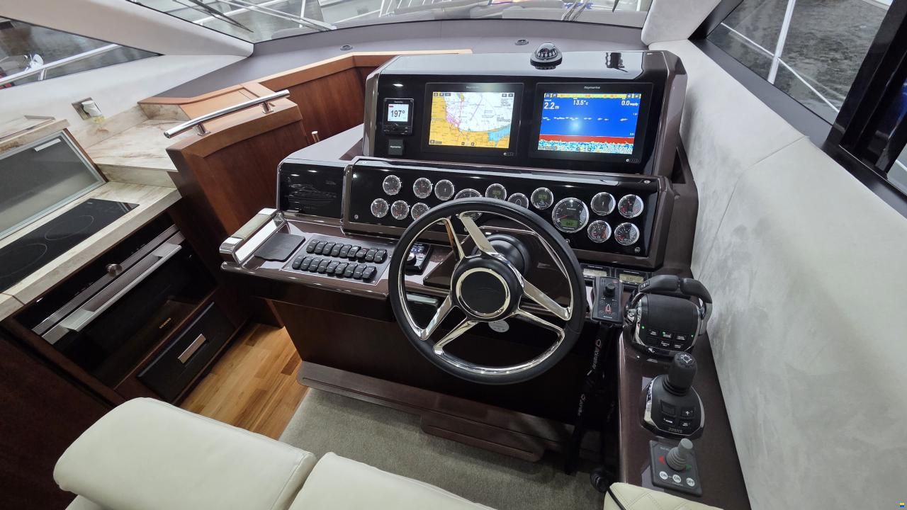 Galeon 420 FLY
