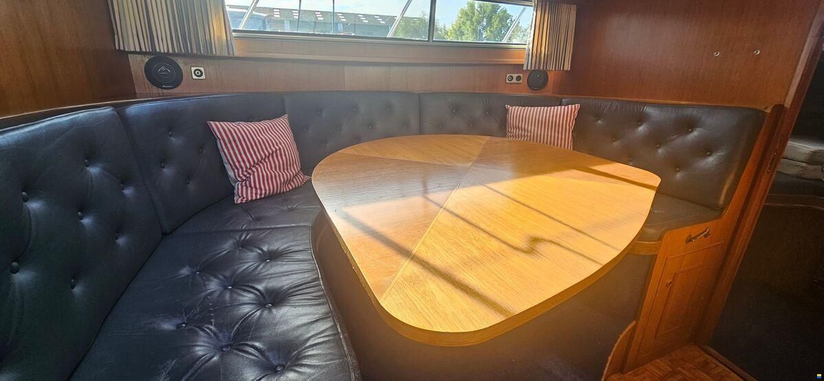 Neptunus 133 Flybridge