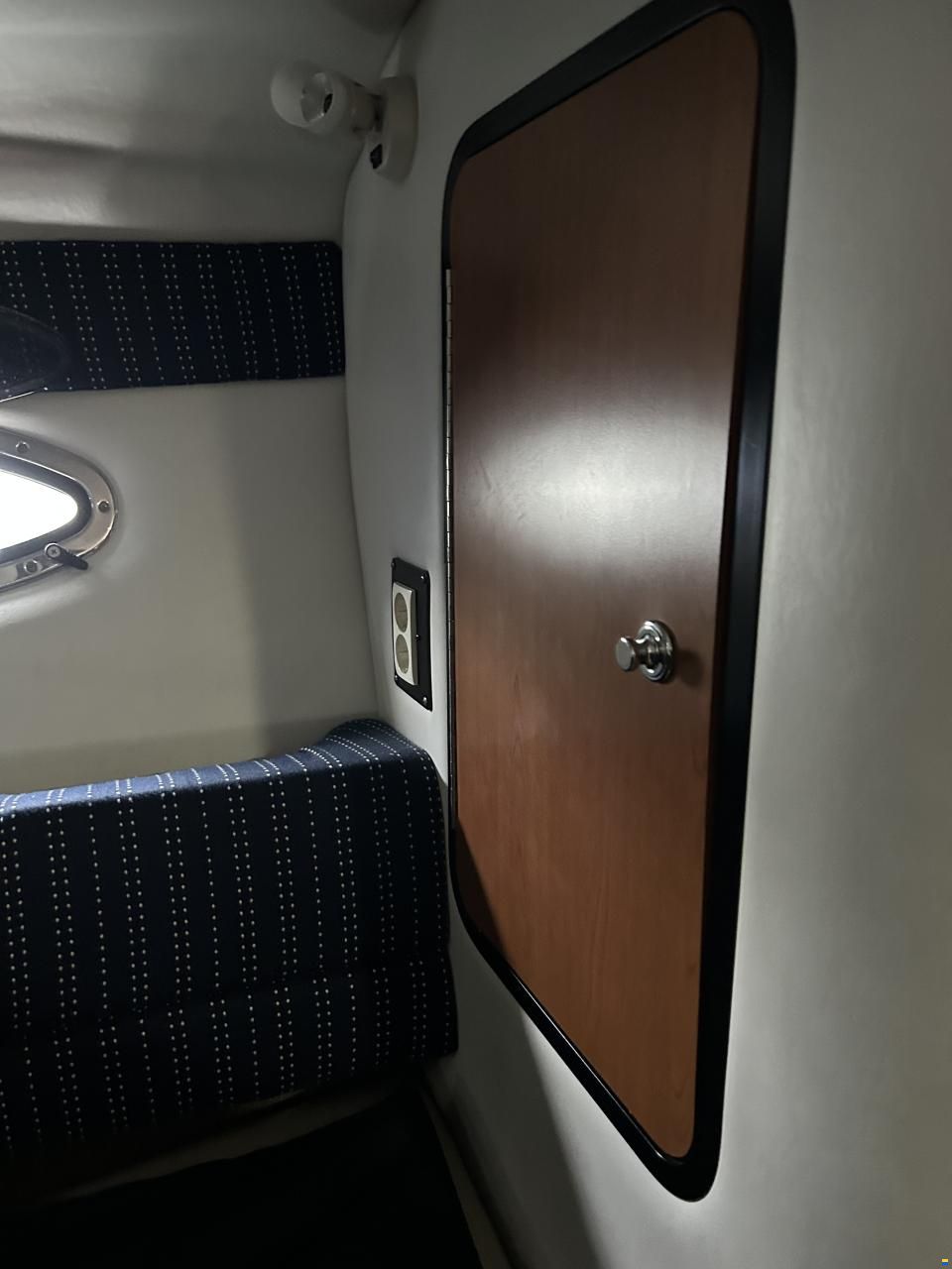 Crownline 250 CR