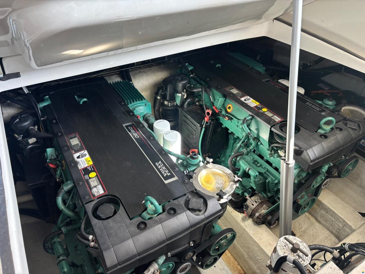 Bavaria 35 Sport HT 2xVolvo Penta D6 310