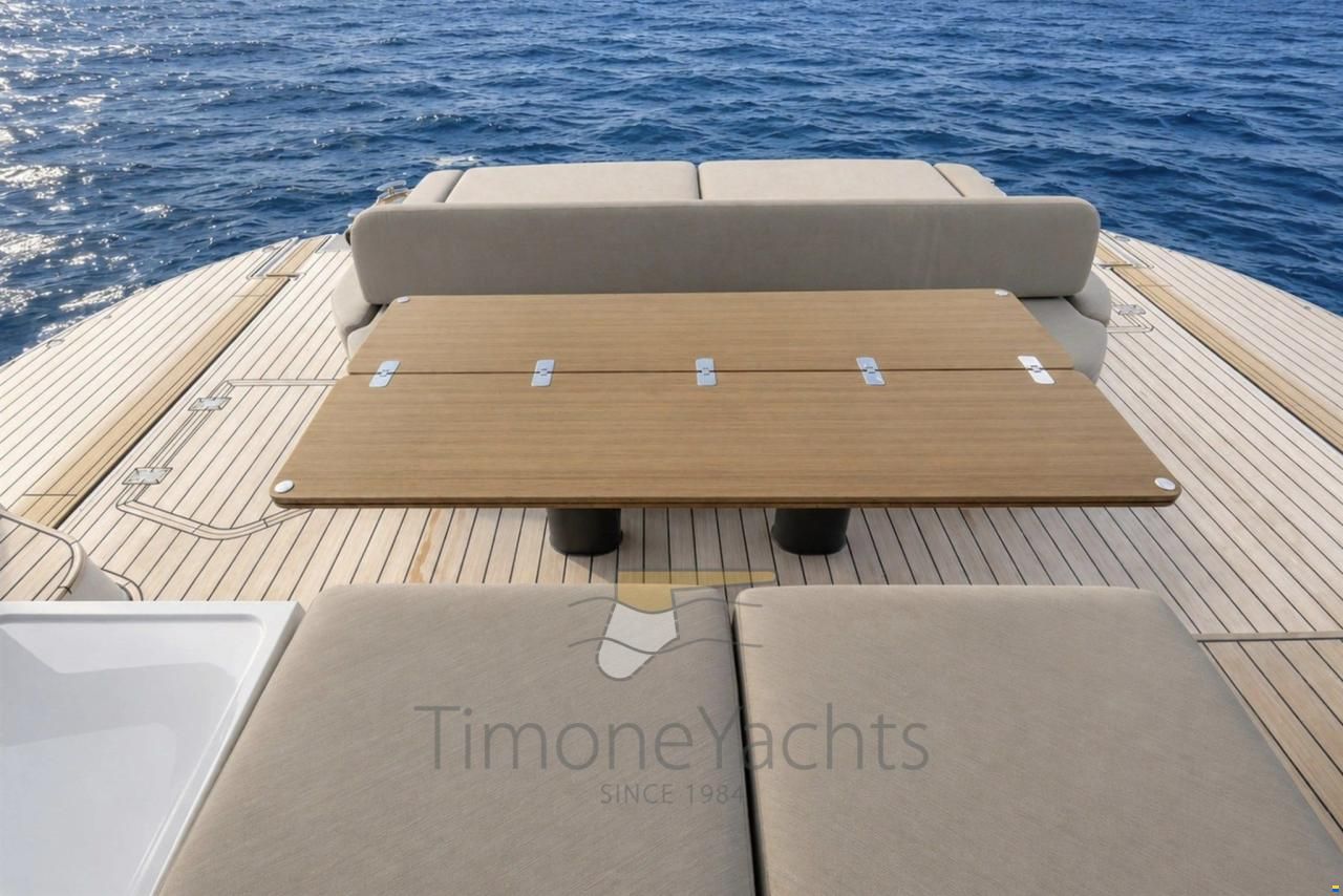 Azimut Seadeck 6