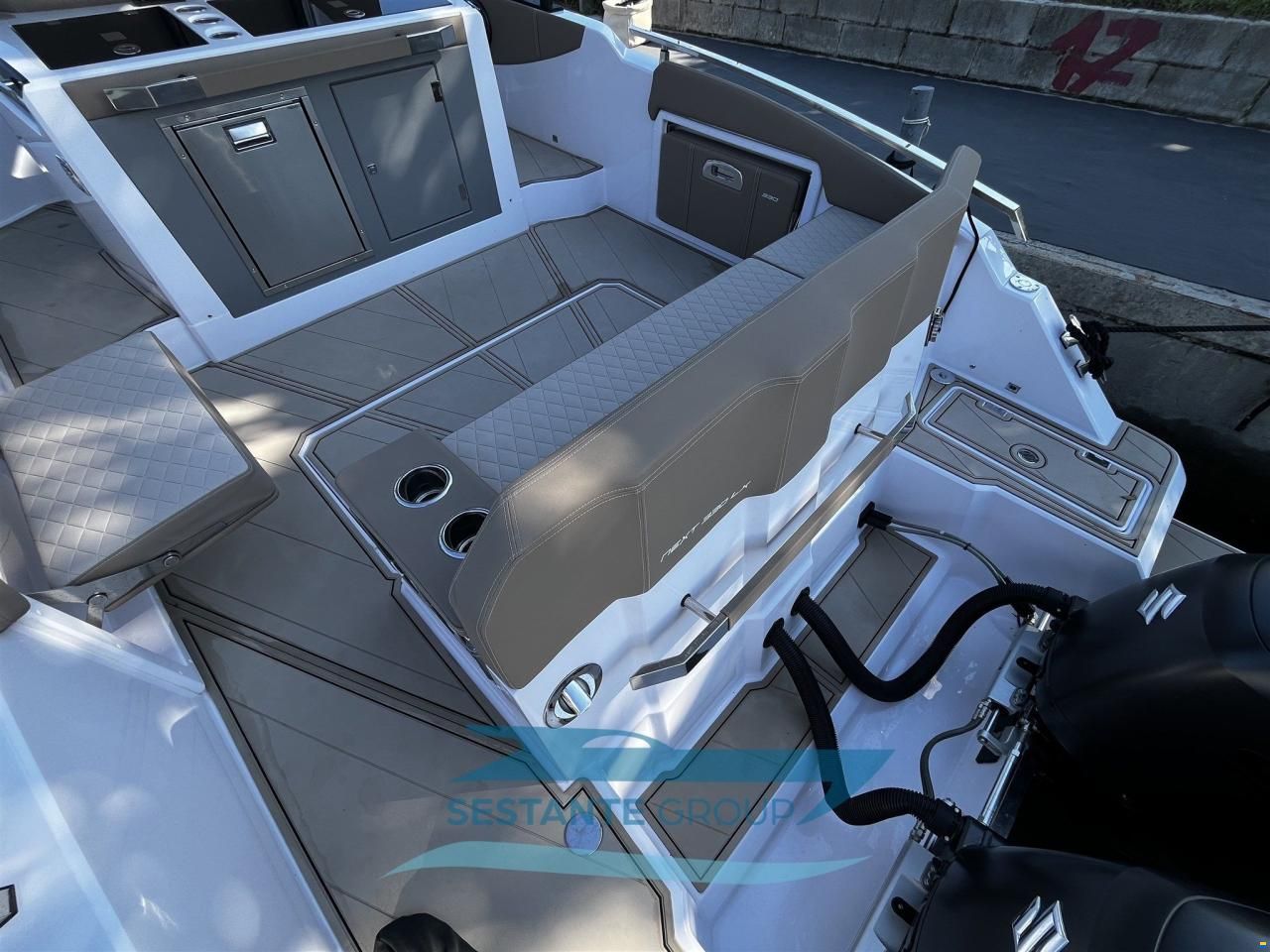 Ranieri Next 330 LX
