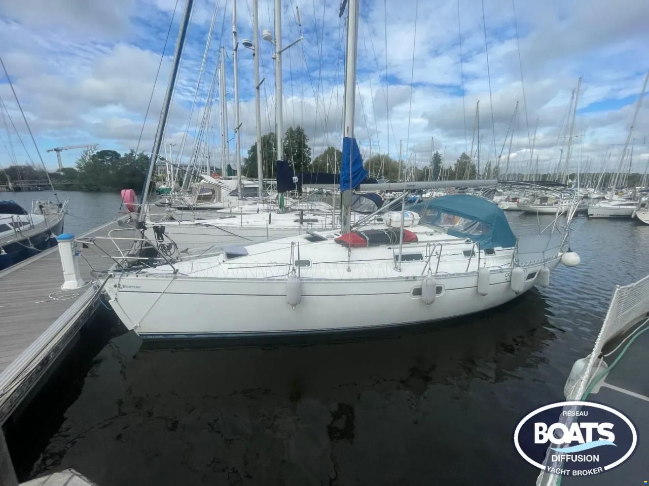 Beneteau OCEANIS 351