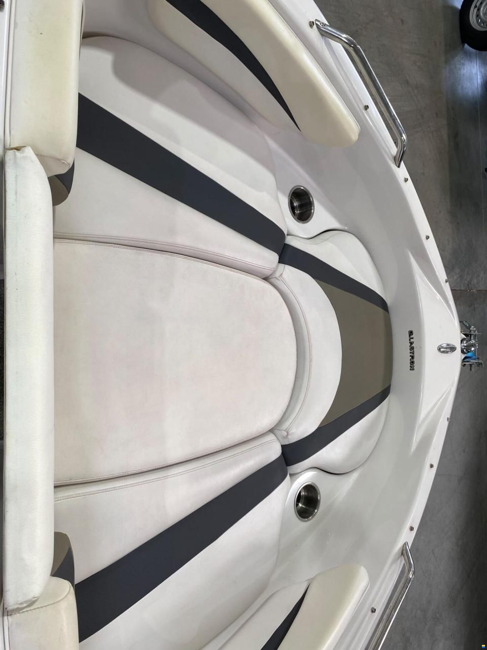 Glastron GT 185