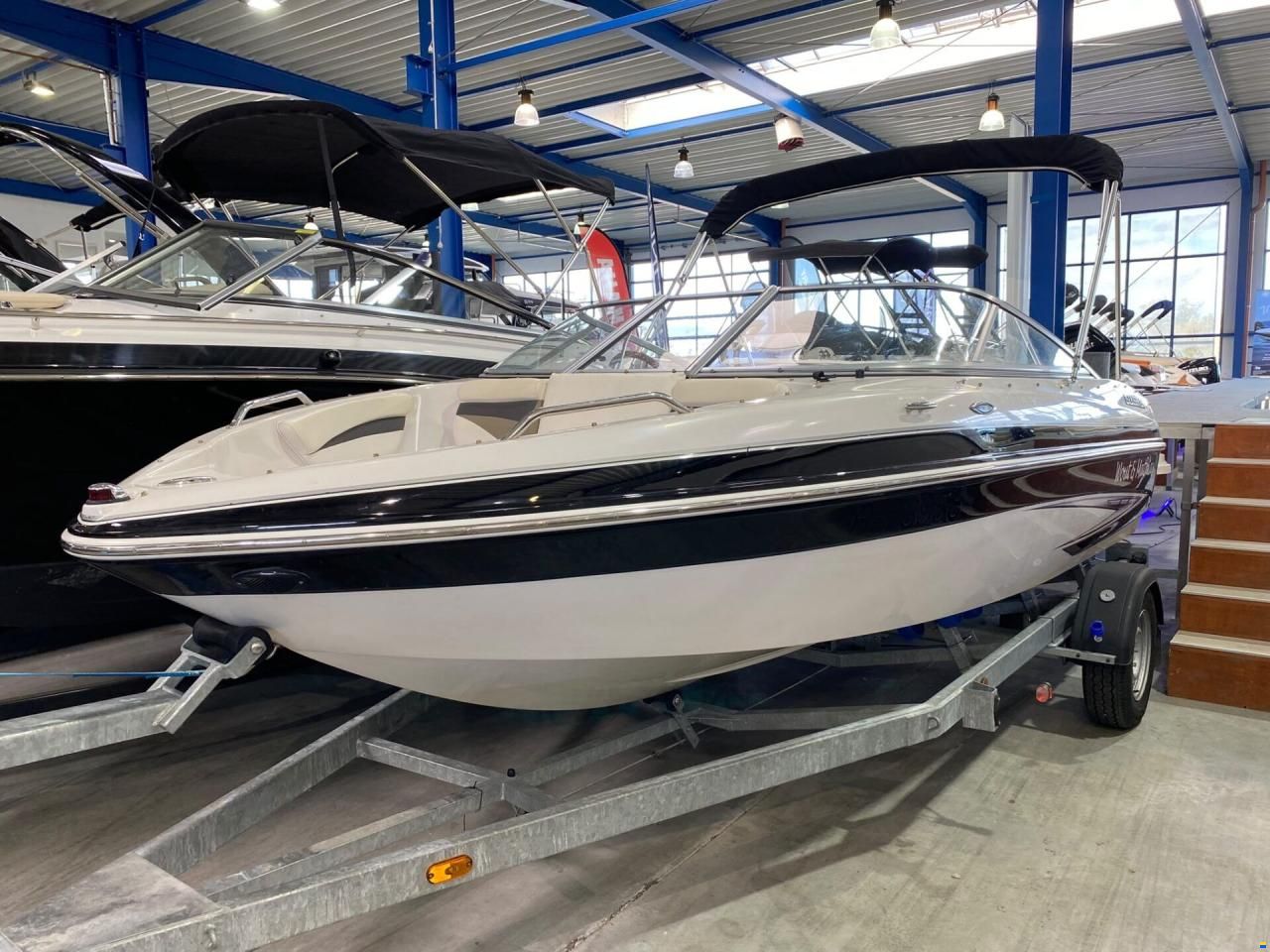 Glastron GT 185