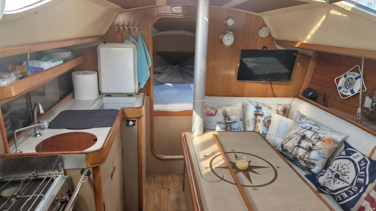 Beneteau Oceanis 320