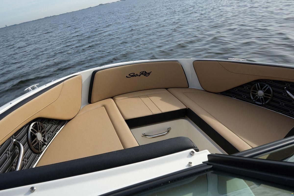 Sea Ray SPX 210