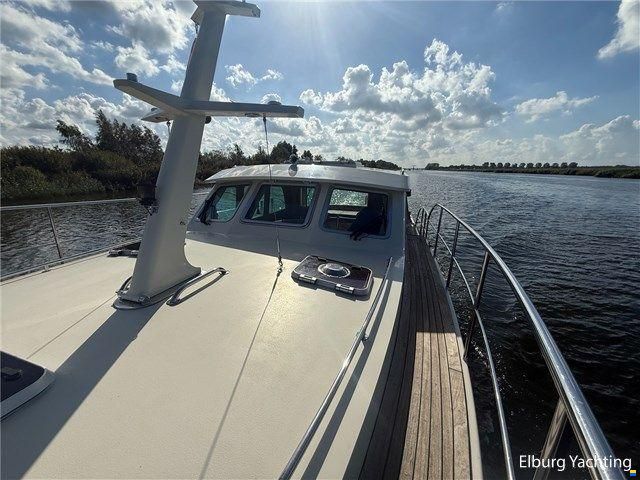 Linssen Grand Sturdy 380 - Sedan