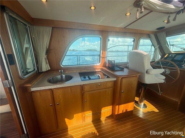 Linssen Grand Sturdy 380 - Sedan