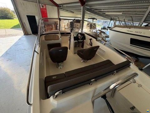 HR 480 BR med Yamaha F60 4-takt samt Var