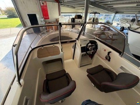 HR 480 BR med Yamaha F60 4-takt samt Var
