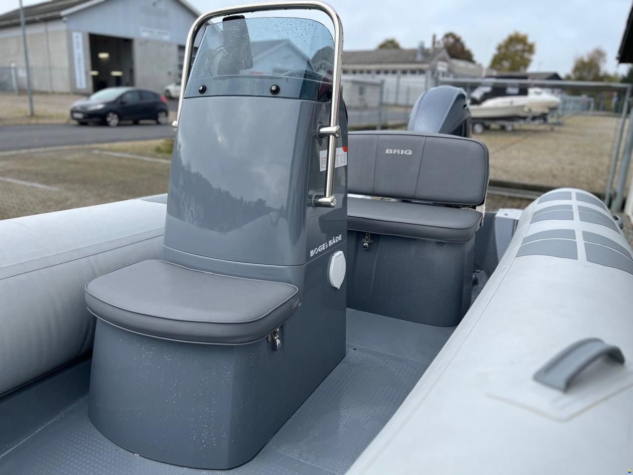 Brig Inflatable Boats Falcon Rider F500L med 60 hk Yamaha-EFI