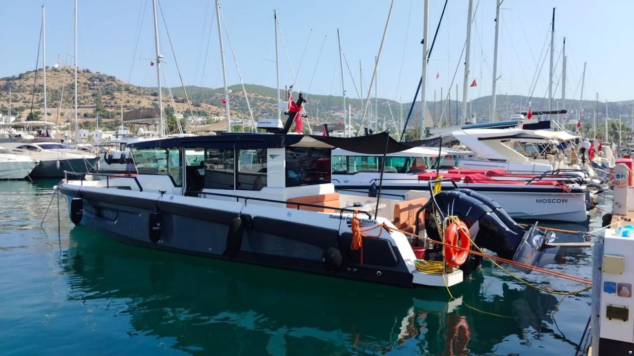 Samba Power Boats 11 Cabin