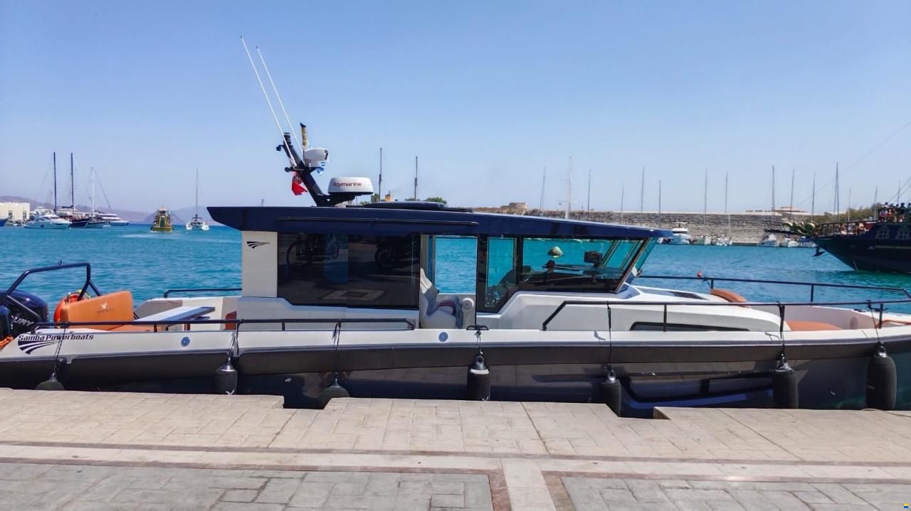 Samba Power Boats 11 Cabin