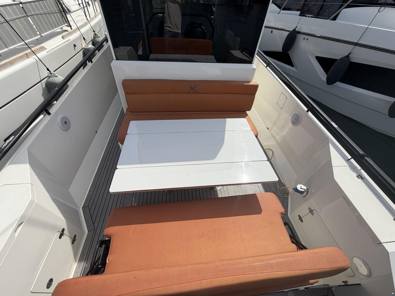 Samba Power Boats 11 Cabin