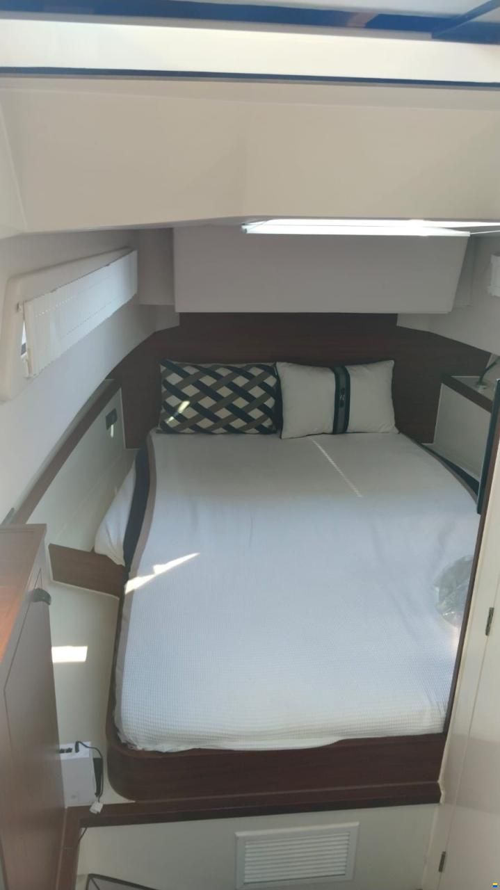 Samba Power Boats 11 Cabin