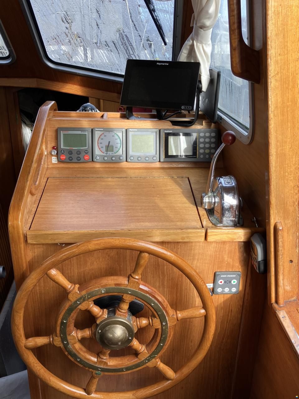 Nauticat 331