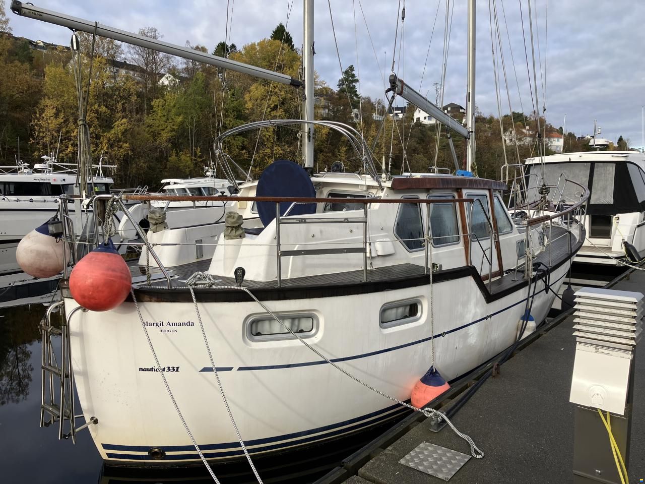 Nauticat 331