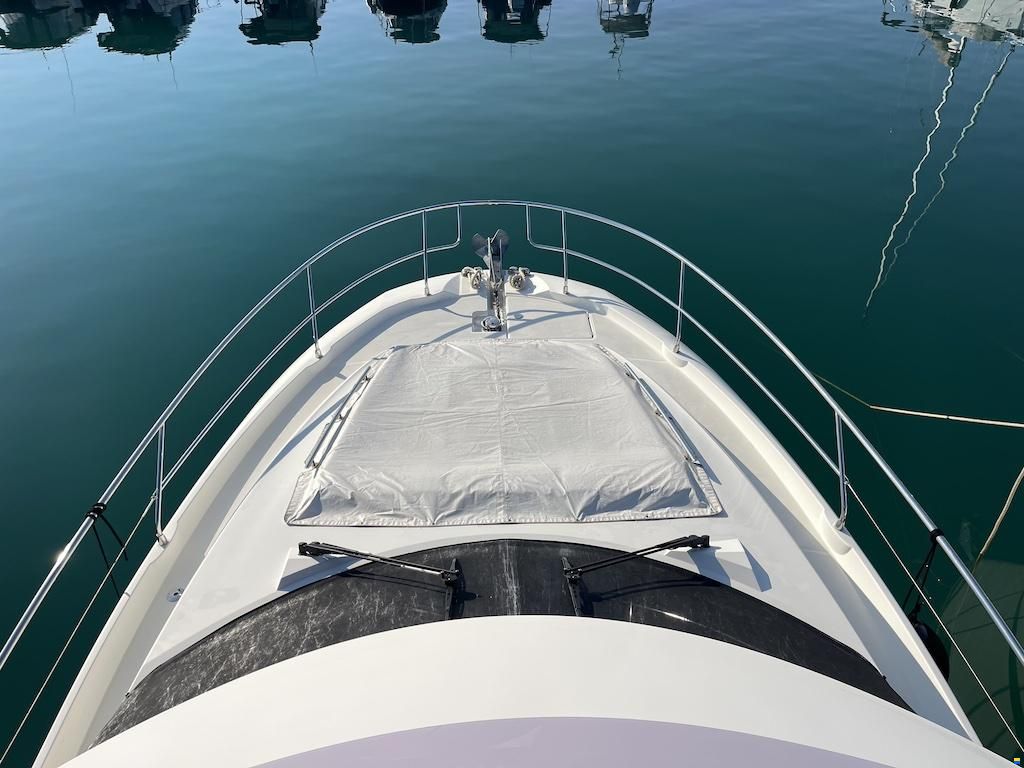 Prestige Flybridge 450