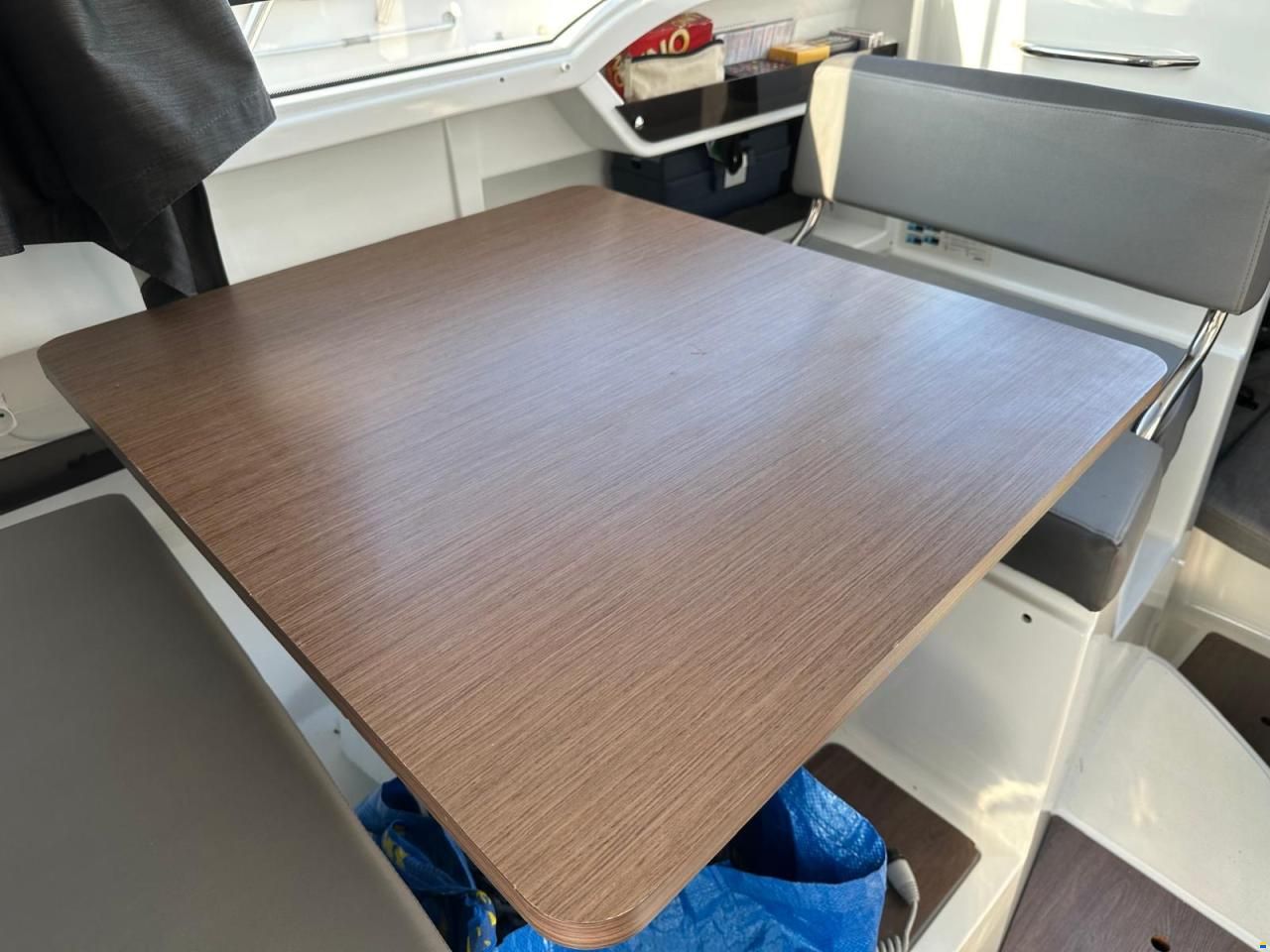 Beneteau Antares 8