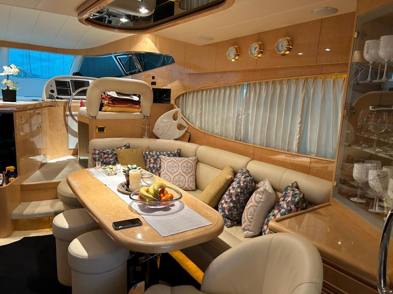 Elegance 54