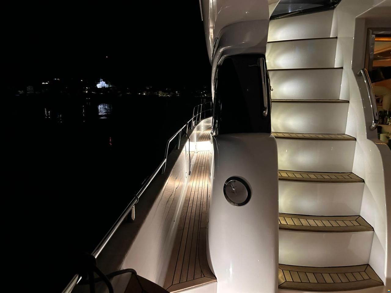 Elegance 54