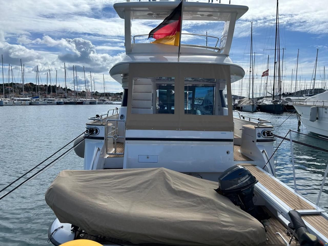 Elegance 54