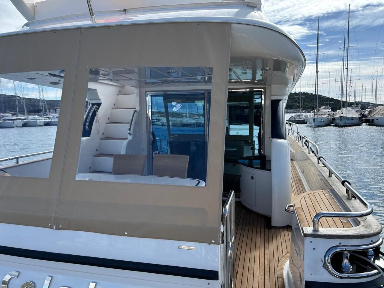 Elegance 54