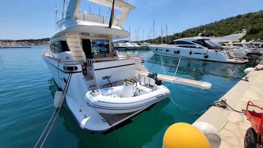 Elegance 54