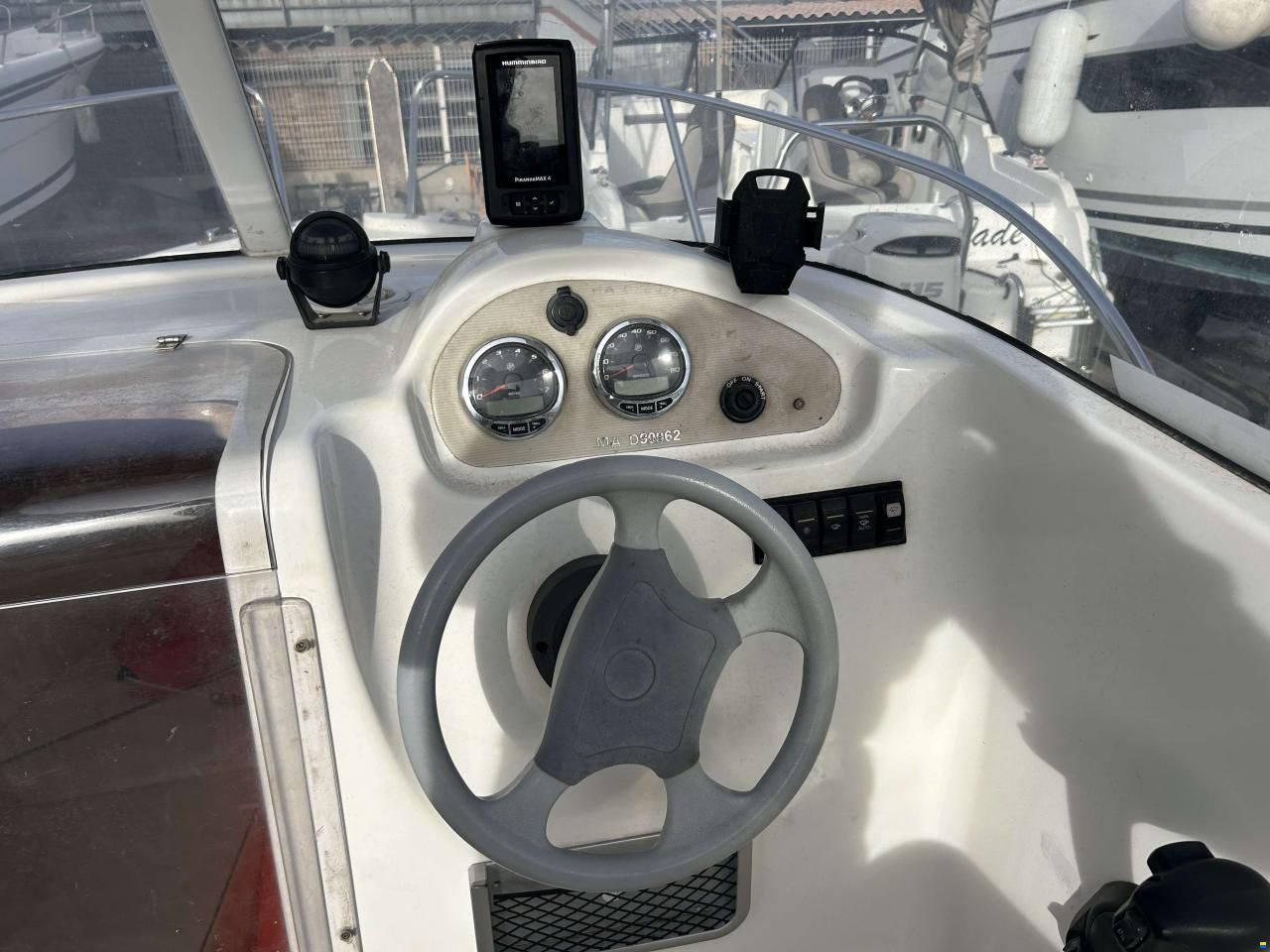 Quicksilver 530 pilothouse