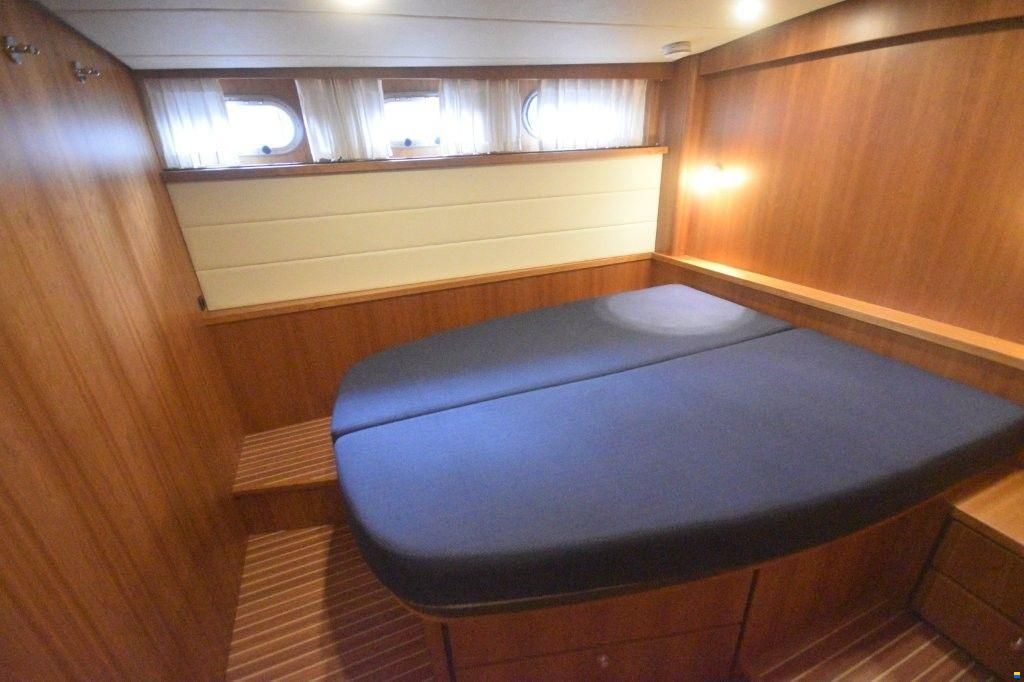 Linssen Grand Sturdy 40AC