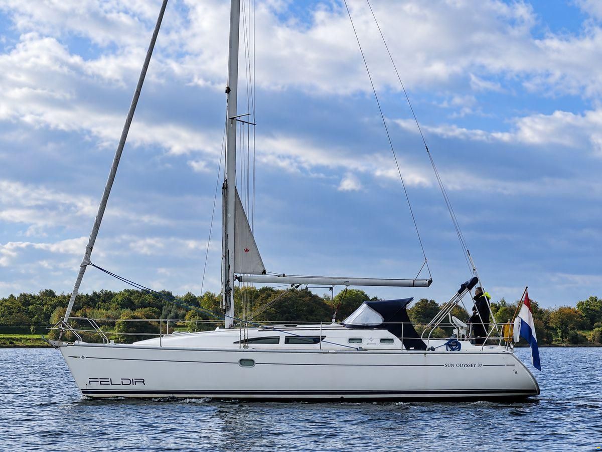 Jeanneau Sun Odyssey 37