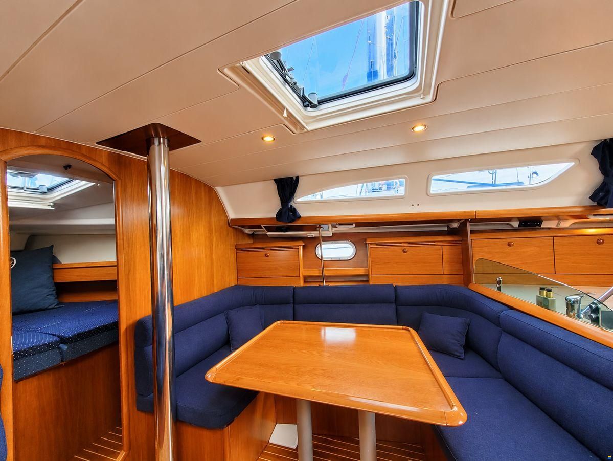Jeanneau Sun Odyssey 37