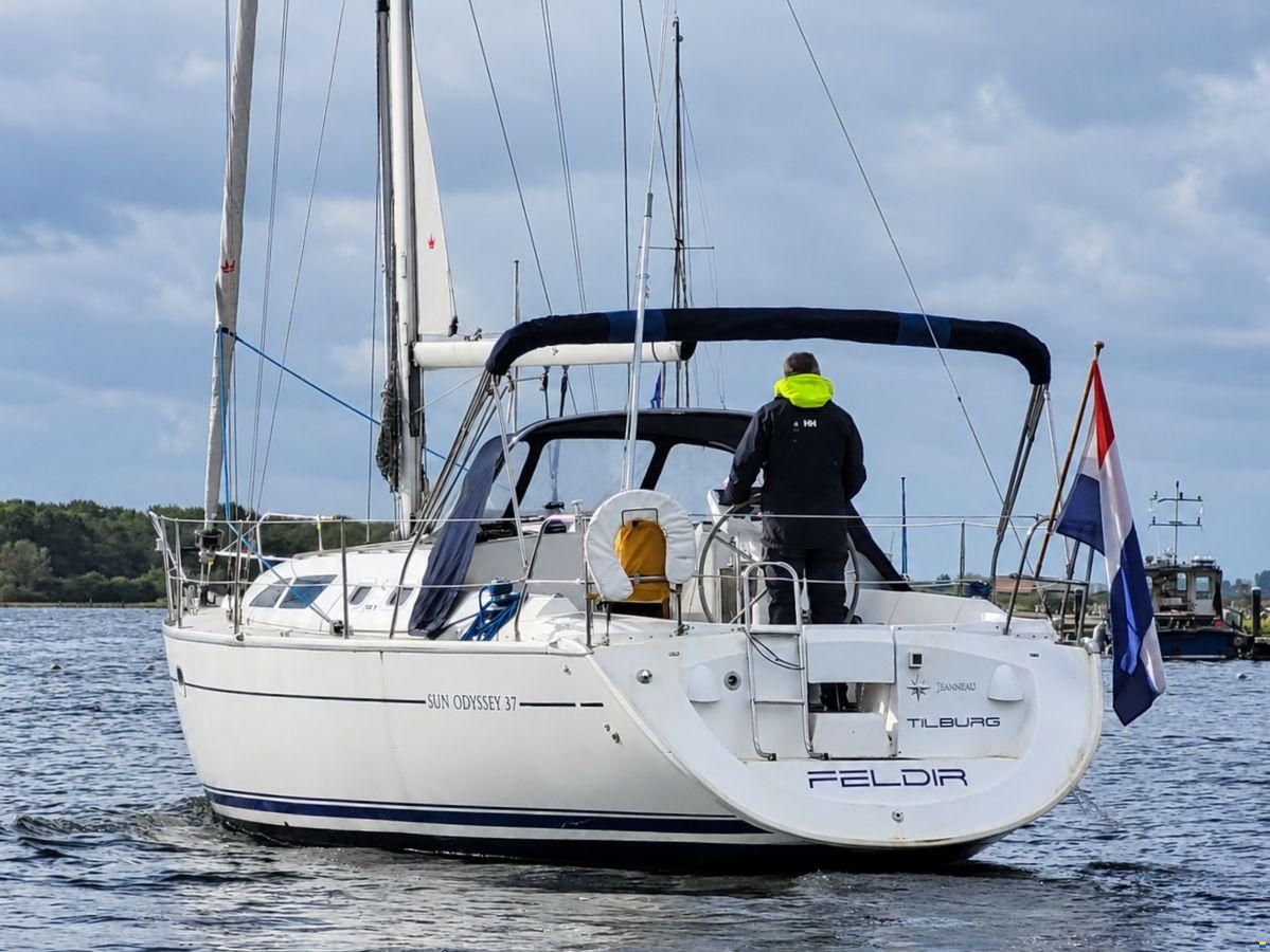 Jeanneau Sun Odyssey 37