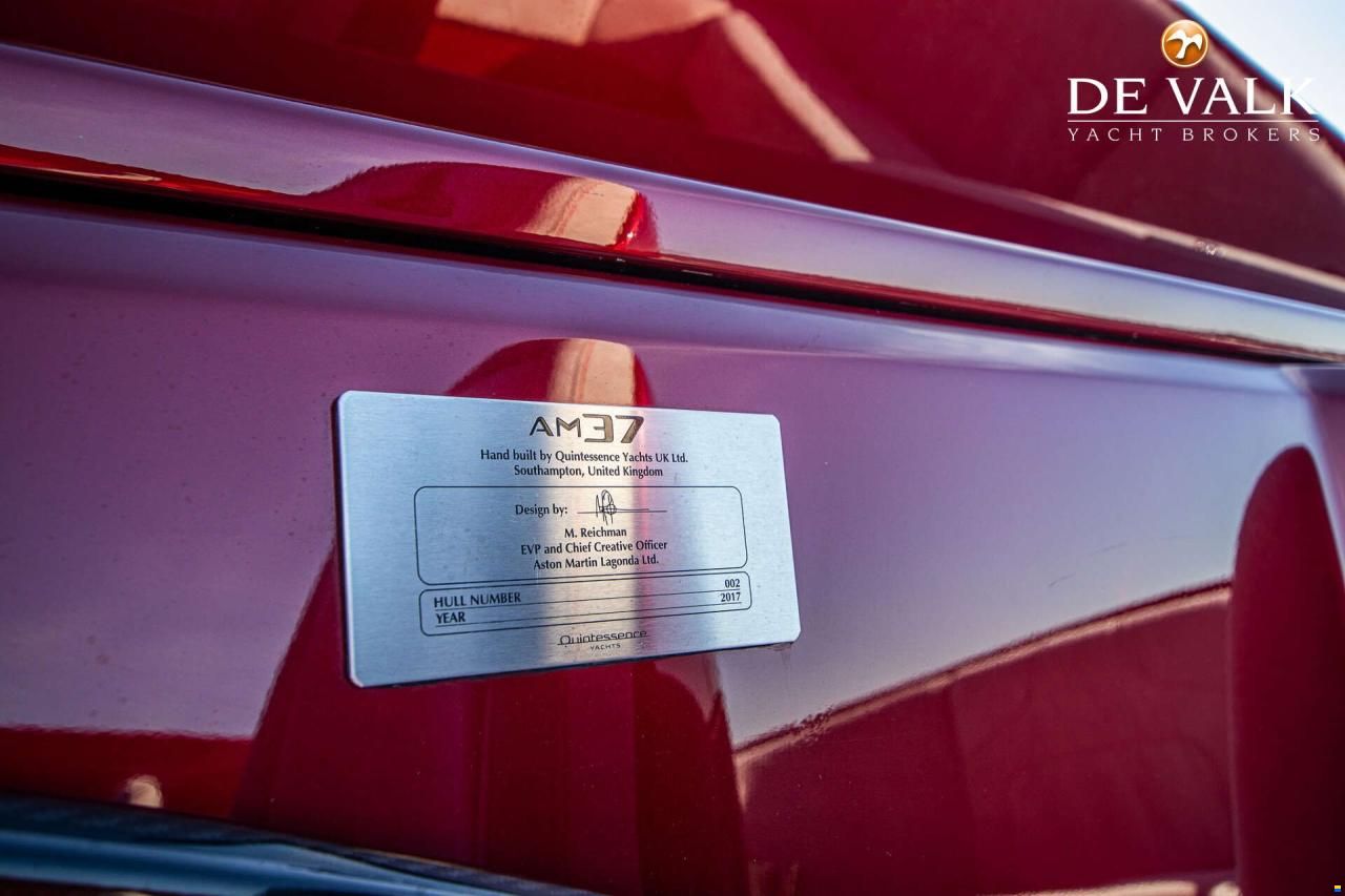 Aston Martin AM37